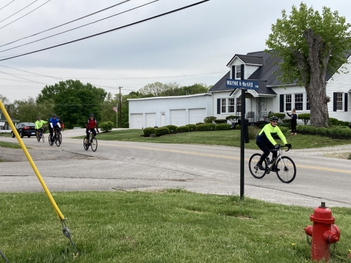 2023-04-294CA1E940-47AA-4976-AF7B-6E16ABC73E5E