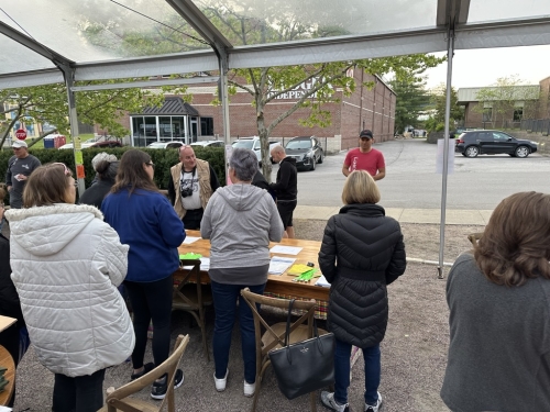 2023-04-29B112B750-7039-4D49-A2C2-8A31EDEF26D8 1 105 c